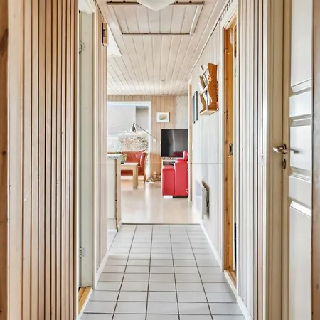 Wrage - From The Sea By Interhome